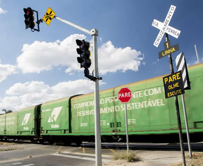 Projetos e soluções de sinalização ferroviária da AXE